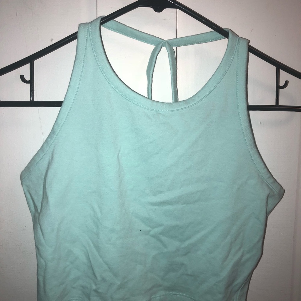 baby blue/teal crop top